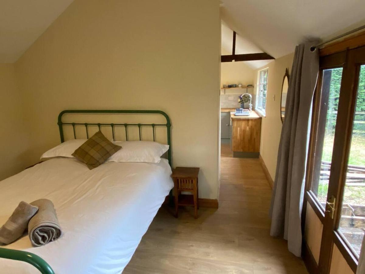 Orchard Cabin Herefordshire Wye Valley Ross-on-Wye 외부 사진