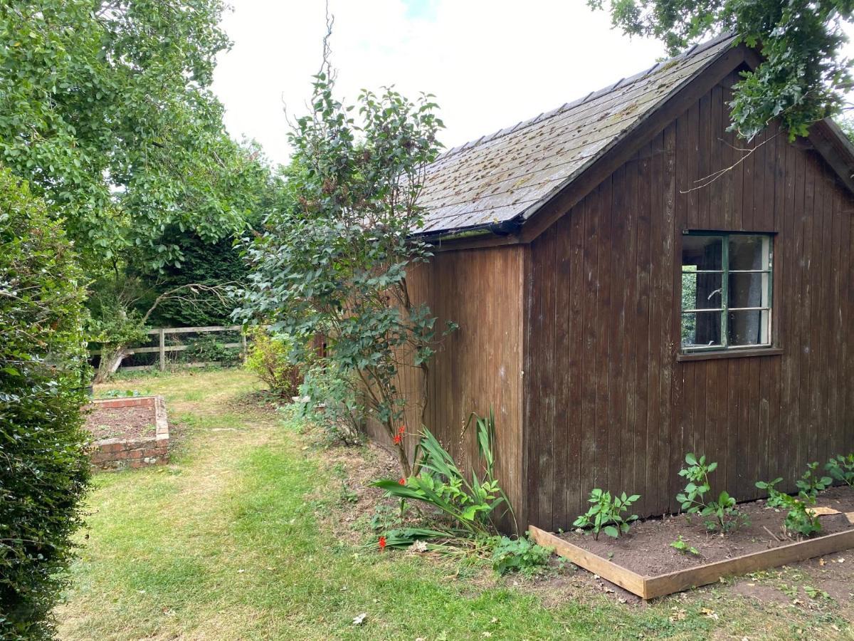 Orchard Cabin Herefordshire Wye Valley Ross-on-Wye 외부 사진